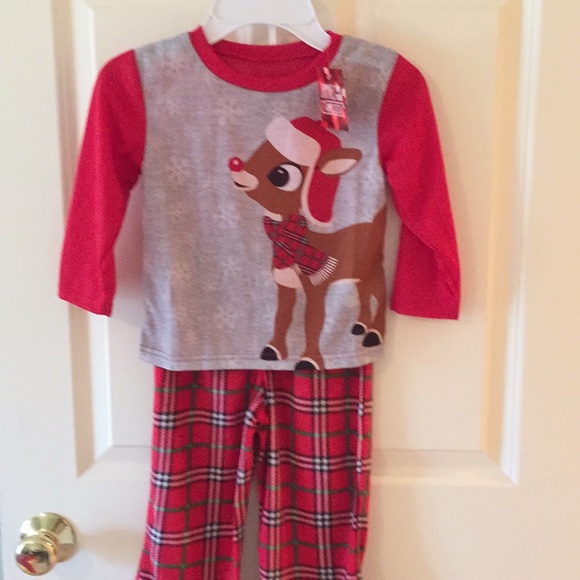 Rudolph pajamas - Picture 1 of 4